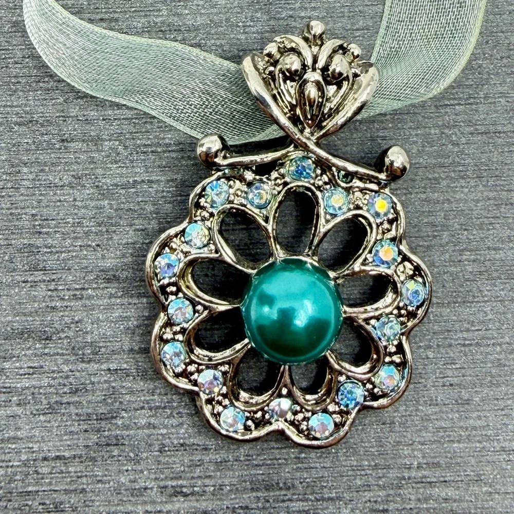 Necklace Teal Faux Pearl AB Rhinestone Silver Tone Flower Organza Ribbon Boho
